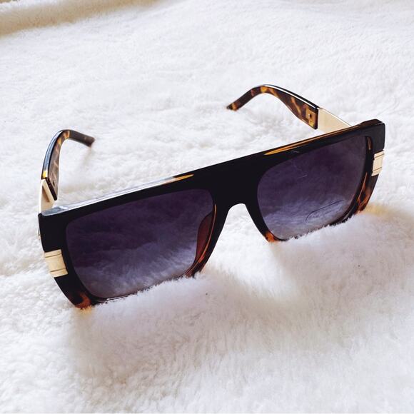 Inez Tortoise Brown Oversized Square Sunglasses - Picture 7 of 9